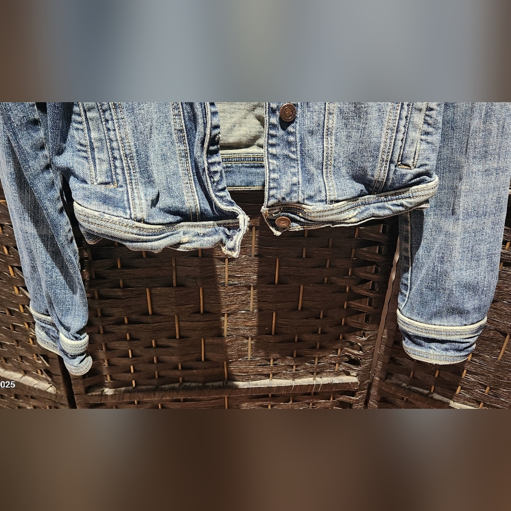 Distressed Jean Jacket - Picture 5 of 5